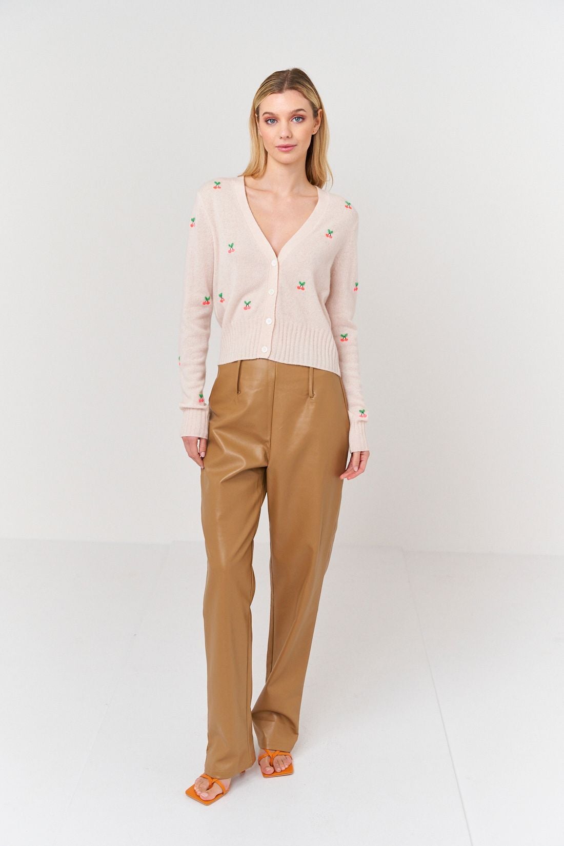 Brodie clearance cashmere sweaters