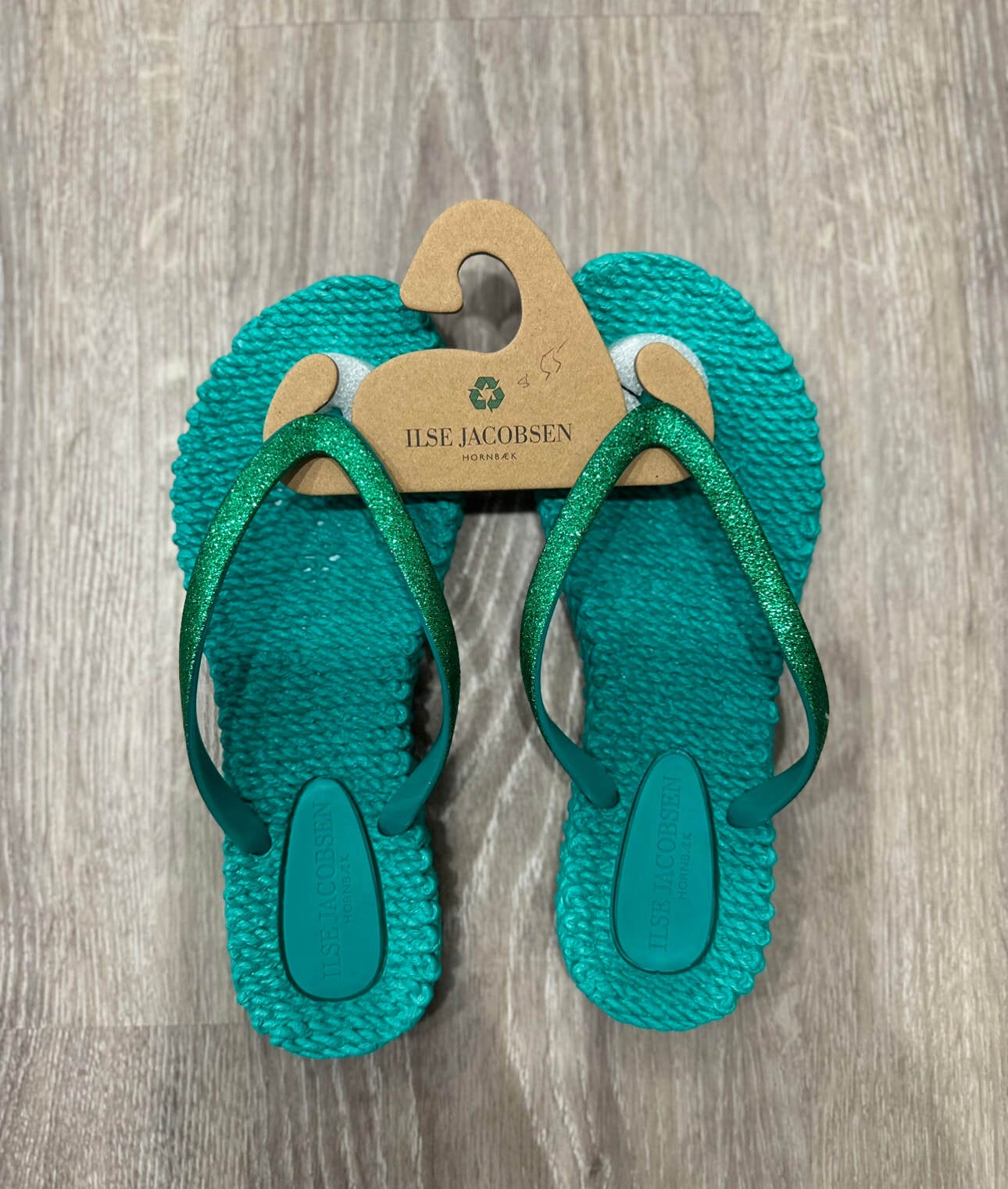 Flip flops green online