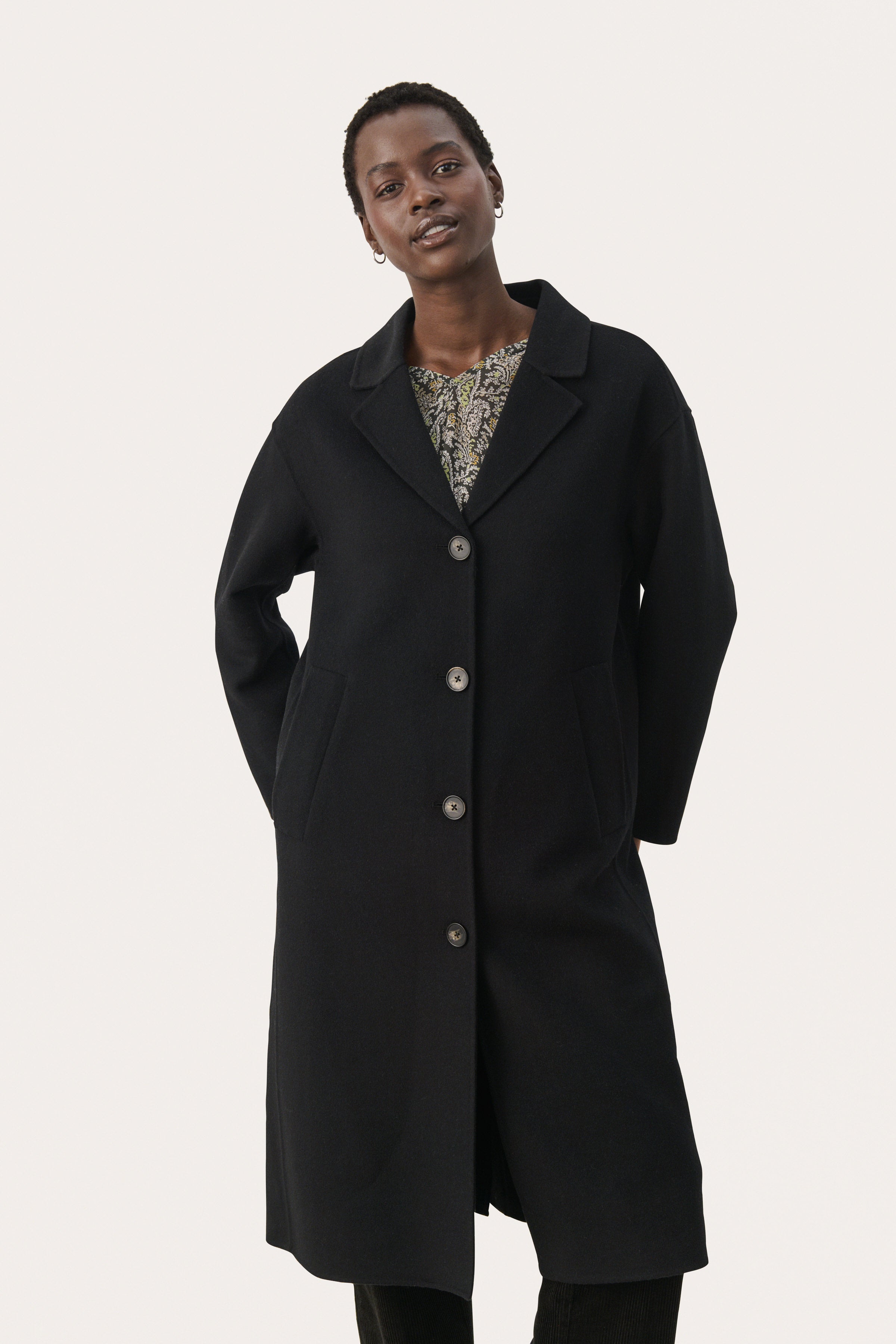 Only black coat online